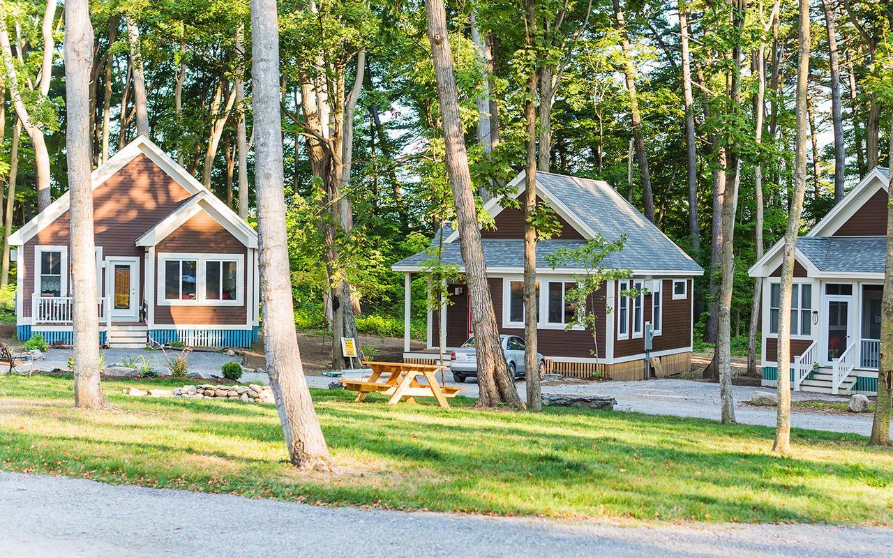 Sandbanks Summer Village Cottages Cherry Valley Eksteriør bilde