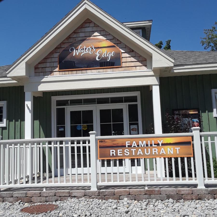 Sandbanks Summer Village Cottages Cherry Valley Eksteriør bilde